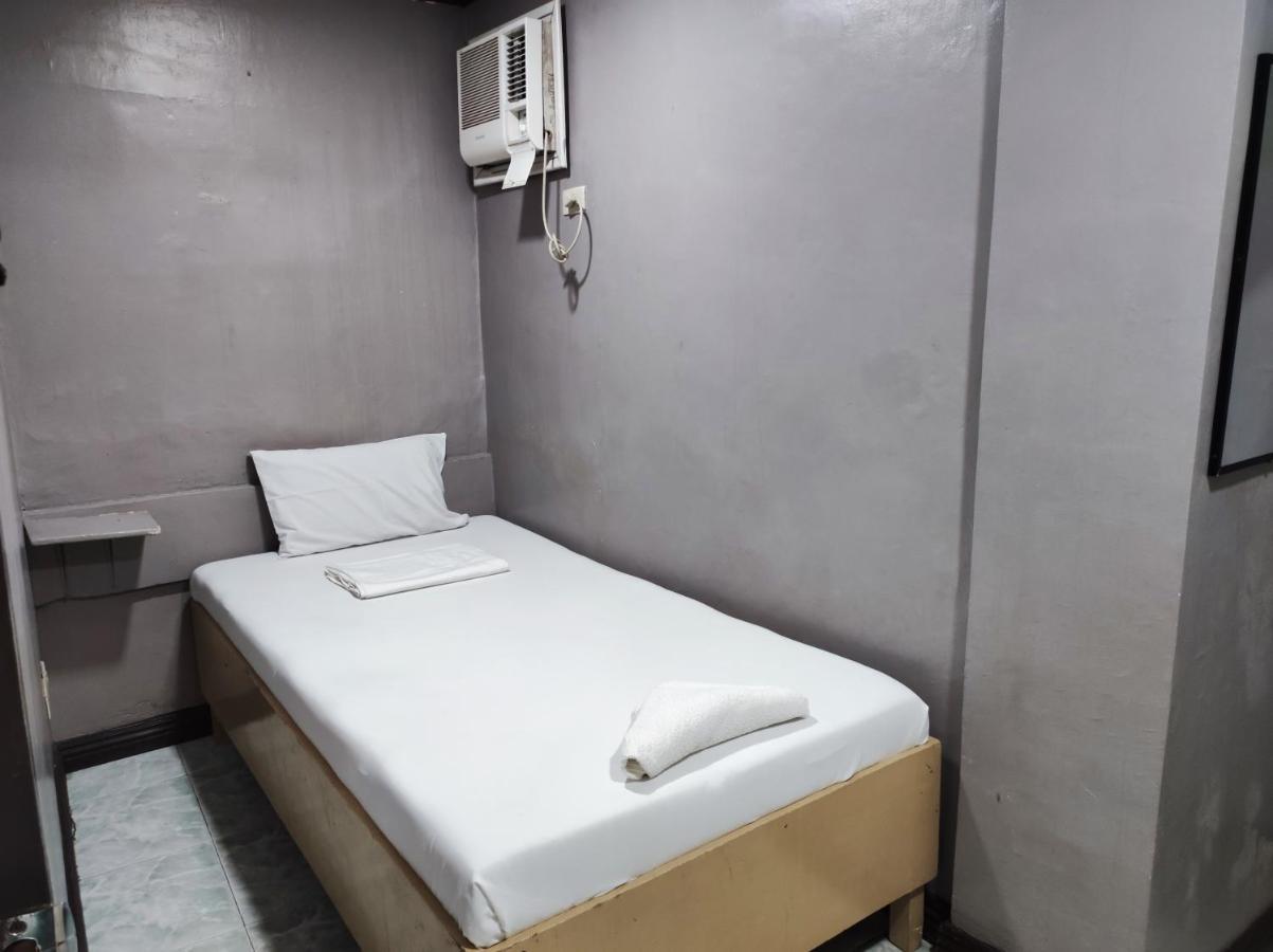 Parkview Hotel 카가얀드오로 외부 사진