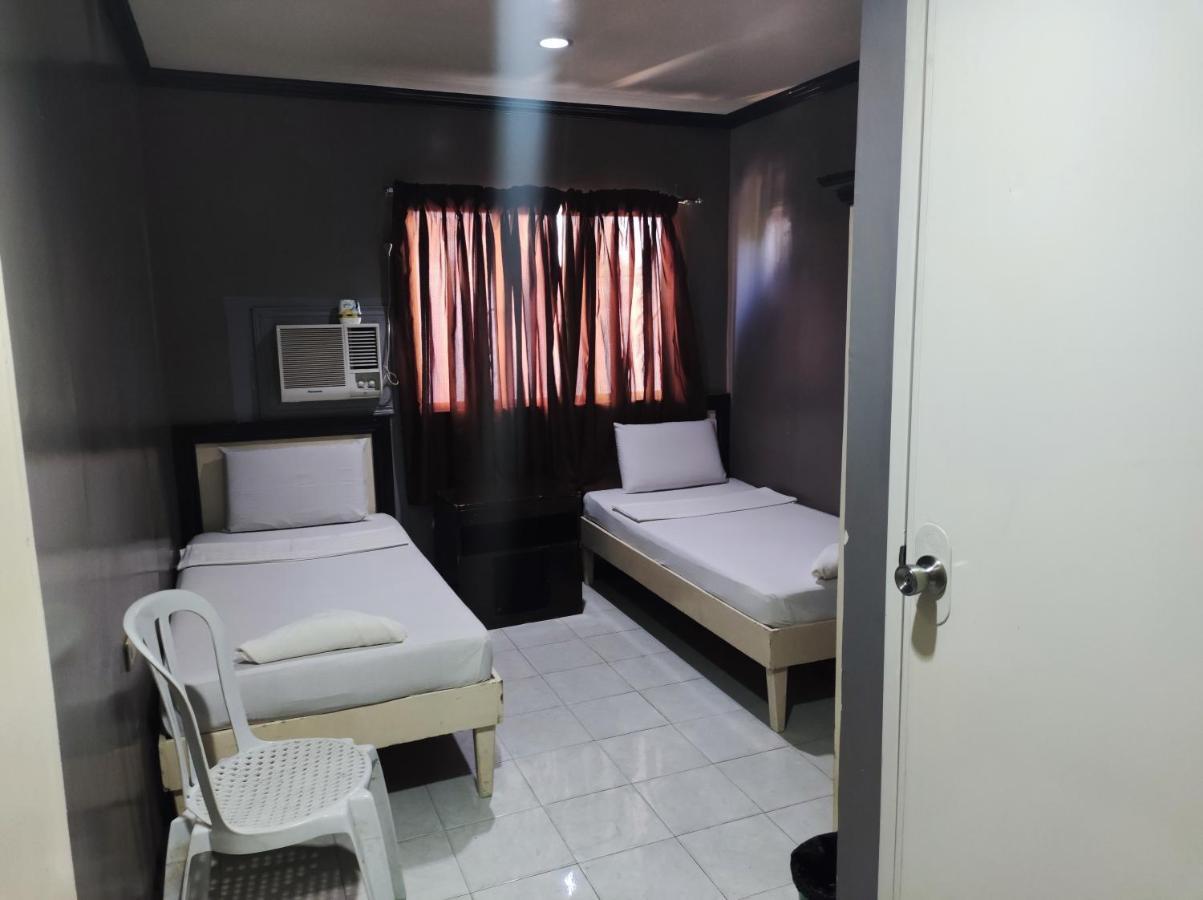 Parkview Hotel 카가얀드오로 외부 사진